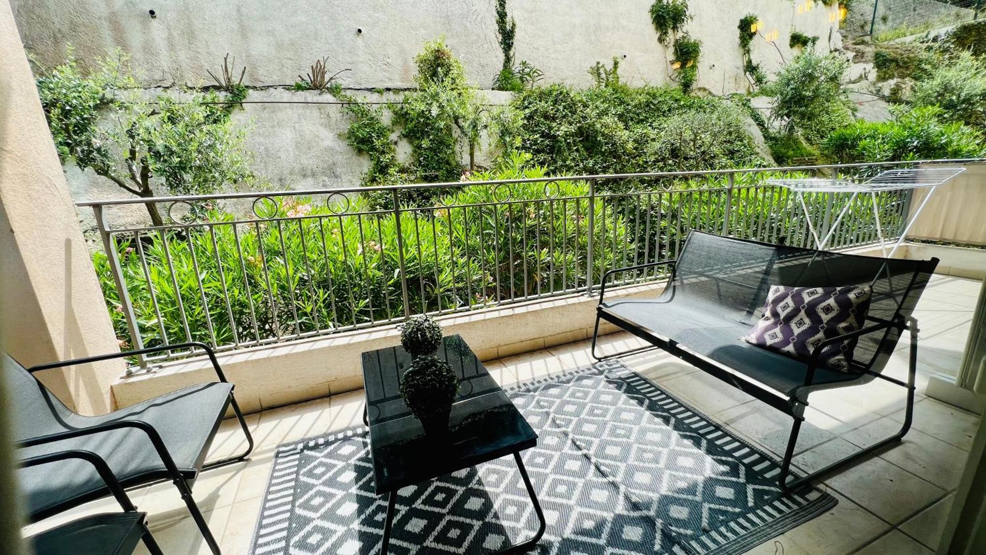Apartamento La Ondine - Spacieux Sur Les Collines Nicoises - Piscine - 2 Parkings - Clim - Wifi *